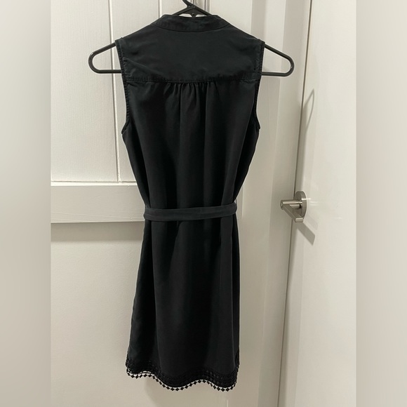 Banana Republic black sleeves dress size 00 petite - Picture 8 of 9